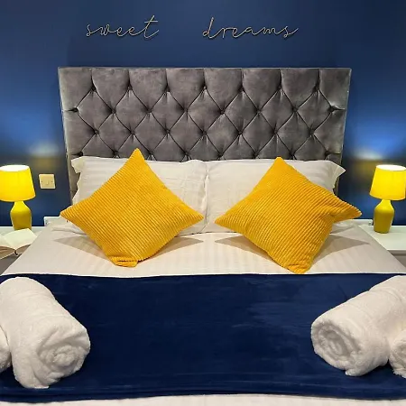 Apartment Modern And Cozy By Blue Stays *